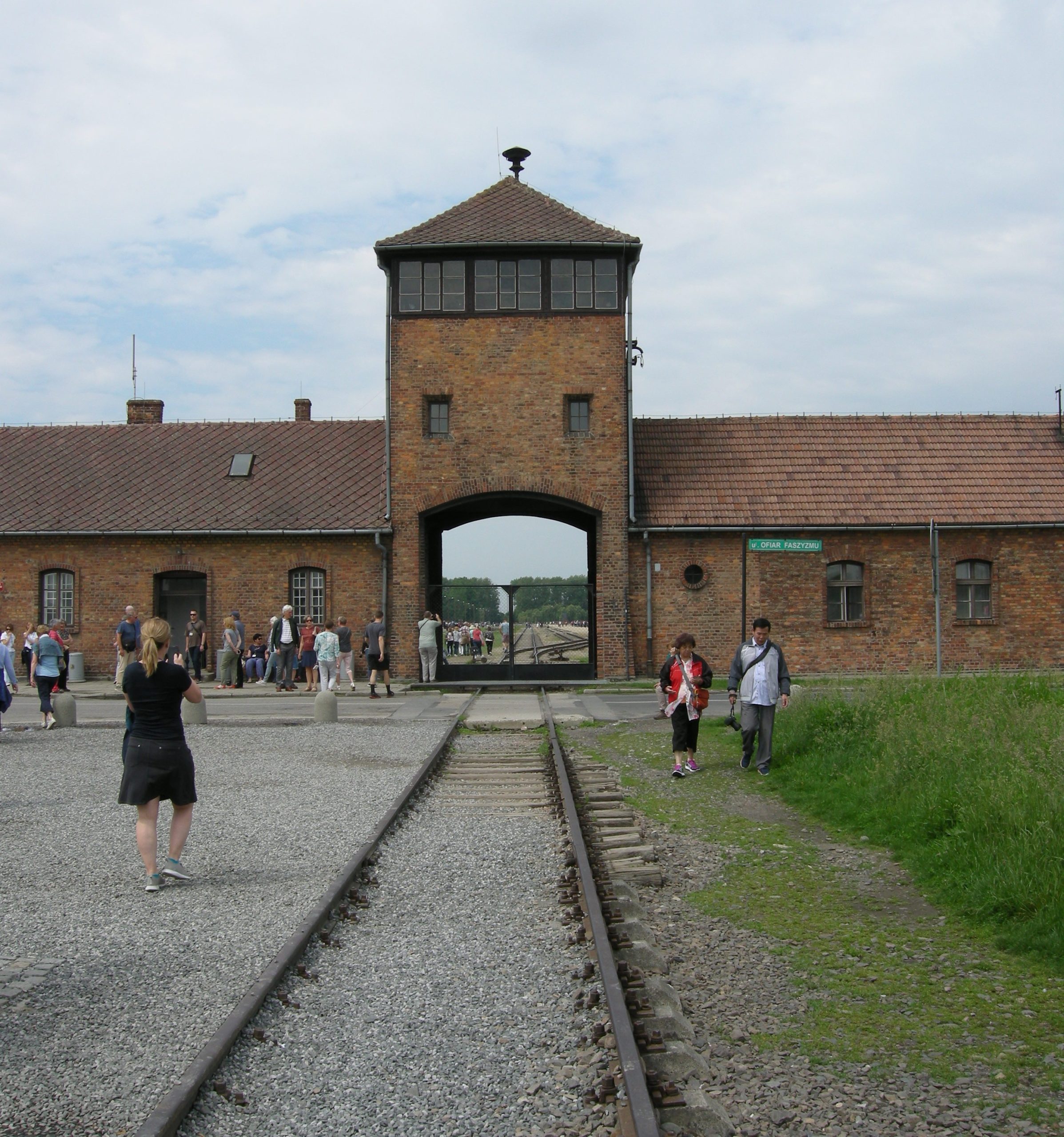 Ingangspoort Auschwitz-Birkenau
